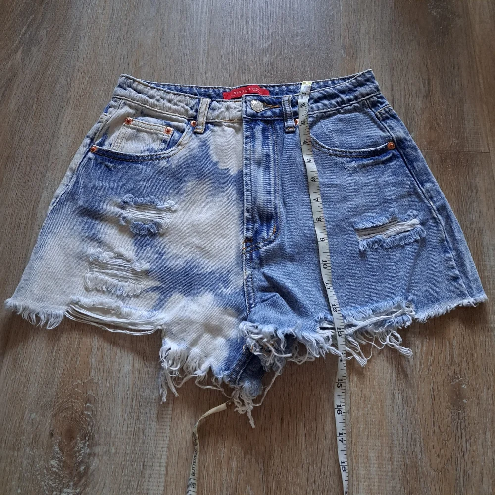 Signature 8 Ripped Blue White Denim Distressed Frayed Cotton Shorts Size Small